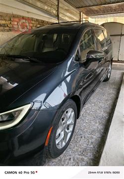 Chrysler Pacifica